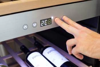 Шкаф винный CASO WineChef Pro 40