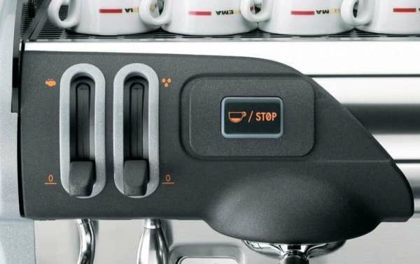 Кофемашина рожковая Faema SMART S/2