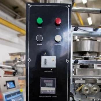 Автомат для упаковки сыпучих продуктов Hualian Machinery DXDK-2000II